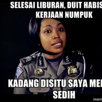 Habis liburan dan bersenang-senang dompet pun jadi menangis. Tapi nggak apa-apa, semangat bekerja dan cari uang lagi setelahnya. Foto: Twitter/@memegenerator