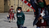 Sebanyak 1,5 juta warga Jakarta meninggalkan Ibu Kota sebelum larangan mudik diberlakukan.