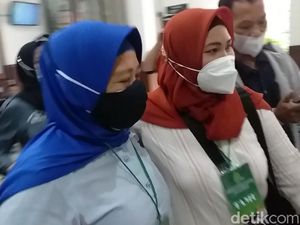 Nenek di Surabaya yang Kehilangan Rumah Laporkan Notaris dan Pembeli