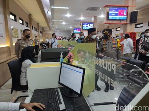 Kini Lebih Mudah Urus SKCK Hingga SIM di Mal Mini Pelayanan Polri Sidoarjo