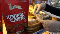 Produk yang bisa mejeng di rak khusus UMKM Kota Bandung itu dipilih oleh Disdagin Kota Bandung dan kerjasama ini dilakukan dengan memberikan banyak keuntungan bagi pelaku UMKM. Produk yang bisa mejeng di rak khusus UMKM Kota Bandung itu dipilih oleh Disdagin Kota Bandung dan kerjasama ini dilakukan dengan memberikan banyak keuntungan bagi pelaku UMKM.
