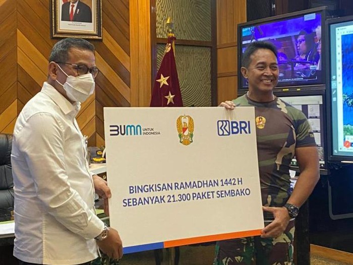 Puji Dedikasi TNI AD Tangani COVID-19, BRI Bagikan 21.300 Paket Sembako