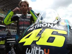 Lorenzo: Kesulitan Rossi? Karena Dia Sudah 42 Tahun!