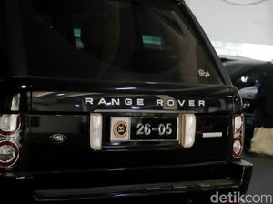 Anggota DPR Punya Pelat Nomor Khusus, Keluarganya Dilarang Pakai!