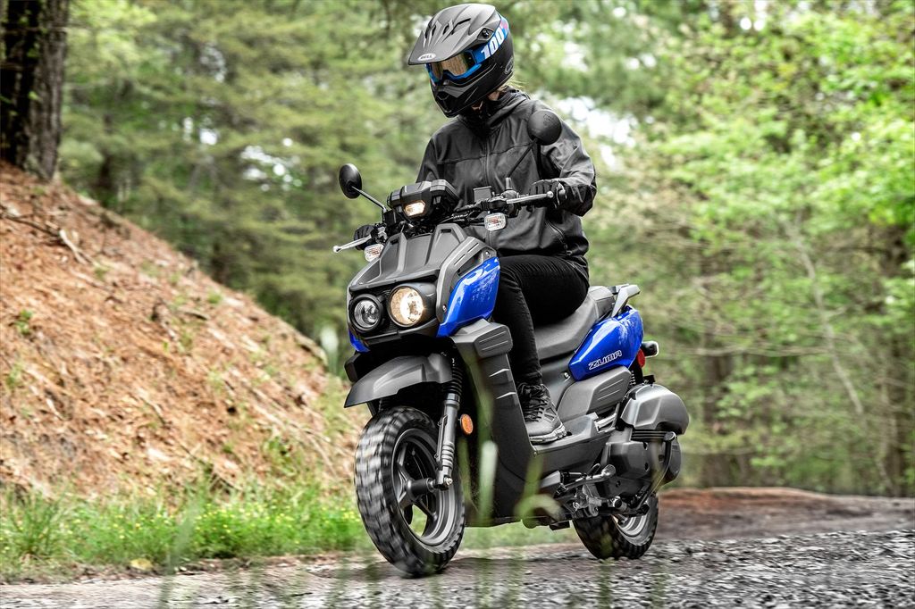 Skutik Petualang Yamaha Zuma 125