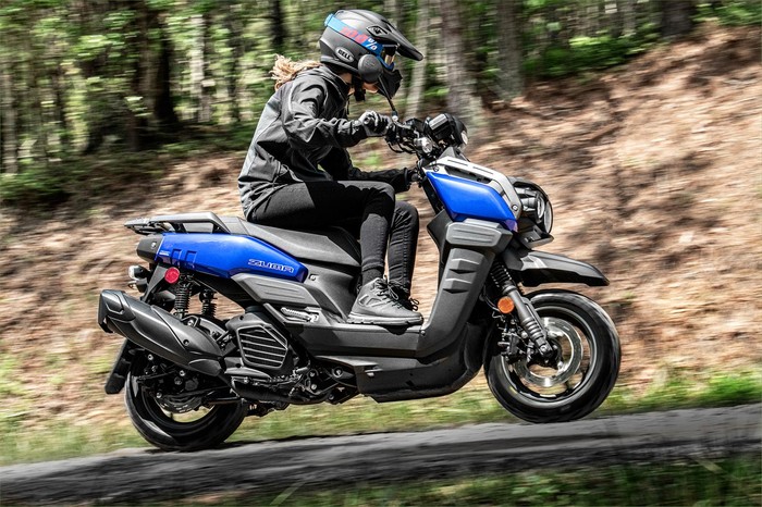 Skutik Petualang Yamaha Zuma 125