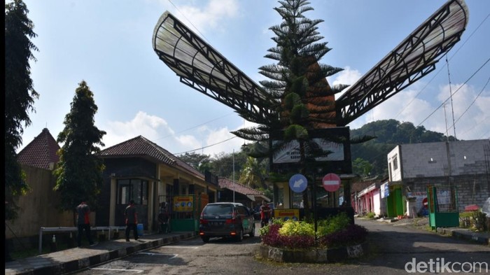 Wisata Linggoasri di Pekalongan, Jateng tutup pas puncak Syawalan.