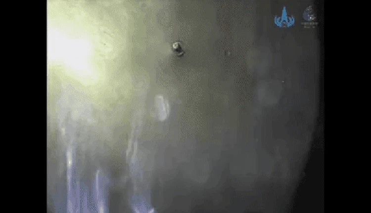 Zhurong Foto pertama rover Zhurong dari Mars