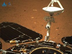 Potret Planet Mars dari Robot Penjelajah China