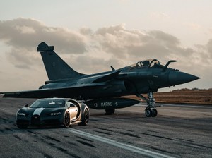 Adu Cepat Bugatti Chiron Vs Jet Tempur Incaran Prabowo