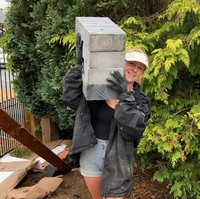 Siapa sangka pakai boots bisa juga terlihat seksi? Hal klise adalah banyak wanita yang suka dengan pria pakai seragam, tapi sebenarnya pria juga seperti itu, ungkap Darcie, seperti dikutip dari The Sun. Foto: Instagram