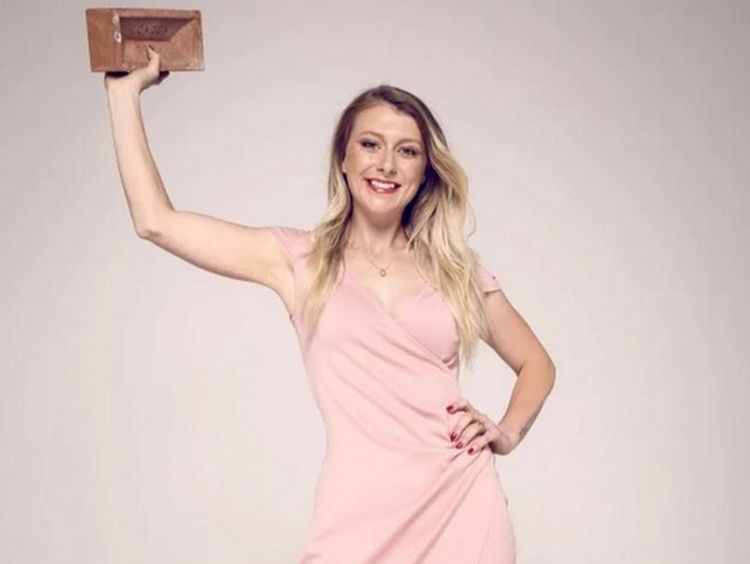 7 Potret Kuli Bangunan Cantik yang Jadi Viral, Lebih Cocok Jadi Model