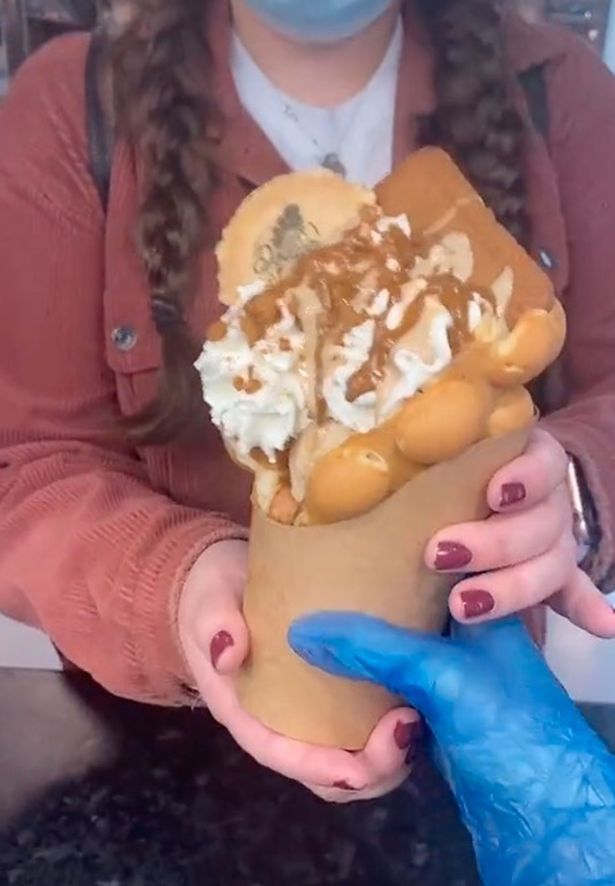 Demi Coba Biscoff Dessert, Wanita Ini Rela Tempuh 200 Kilometer