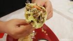 Beragam Hidangan Palestina Enak Ada di Emados Shawarma