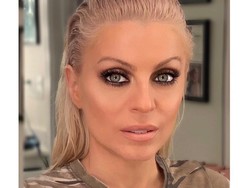 10 Potret Wanita Cantik yang Ungkap Profesinya Sebagai Agen Rahasia