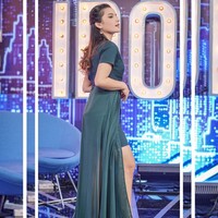 Femilia Sinukaban sendiri merupakan salah satu kontestan Indonesian Idol Special Season 2021. Sayangnya dirinya harus tereliminasi di Top 10 Indonesian Idol 2021. Foto: Instagram/@femiliasinukaban