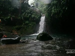 Indah tapi Mistis, Inilah Curug yang Konon Jadi Petilasan Seorang Pangeran