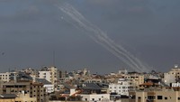 Biden menyambut baik gencatan senjata yang diumumkan Israel dan Hamas. Ia mengatakan Amerika Serikat telah mengupayakan gencatan senjata terkait konflik di Israel dan Palestina. AP Photo/Hatem Moussa  