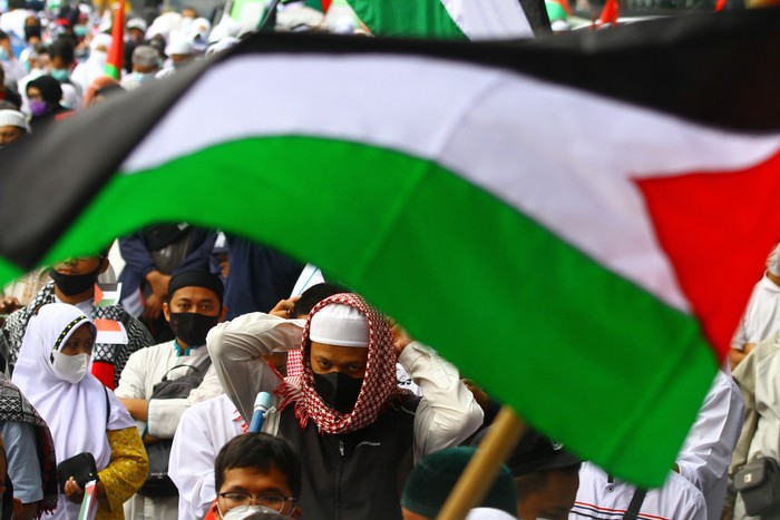 Israel dan Hamas sepakat untuk melakukan gencatan senjata. Meski telah melakukan gencatan senjata, aksi bela Palestina masih bergaung di sejumlah daerah RI.