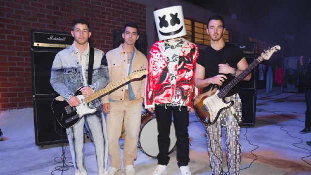 Jonas Brothers dan Marshmello