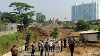 Sebelumnya, wilayah Desa Wadas ini, kerap kali dilanda banjir dari bulan April lalu, saat intensitas hujan tinggi, selama beberapa hari puluhan rumah terendam, akibat luapan air dari Kali Cikalapa. Setelah itu, pada awal Ramadhan lalu, banjir kembali merendam puluhan rumah warga, dengan ketinggian air mencapai 1 meter. Selain itu, beberapa infrastruktur seperti bangunan sekolah, jalan lingkungan, dan tanggul alami kerusakan dari dampak yang ditimbulkan oleh banjir.
