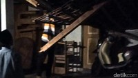 Seperti diketahui, gempa berkekuatan Magnitudo 6,2 mengguncang kawasan Blitar, Jawa Timur.