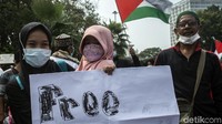 Kabinet Israel membenarkan bahwa keputusan gencatan senjata dengan Hamas telah disepakati. Warga di Gaza pun bersyukur atas gencatan senjata tersebut.