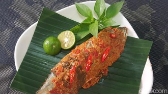 Resep Pepes Ikan Kembung Bumbu Merah yang Sedap Buat Makan Siang