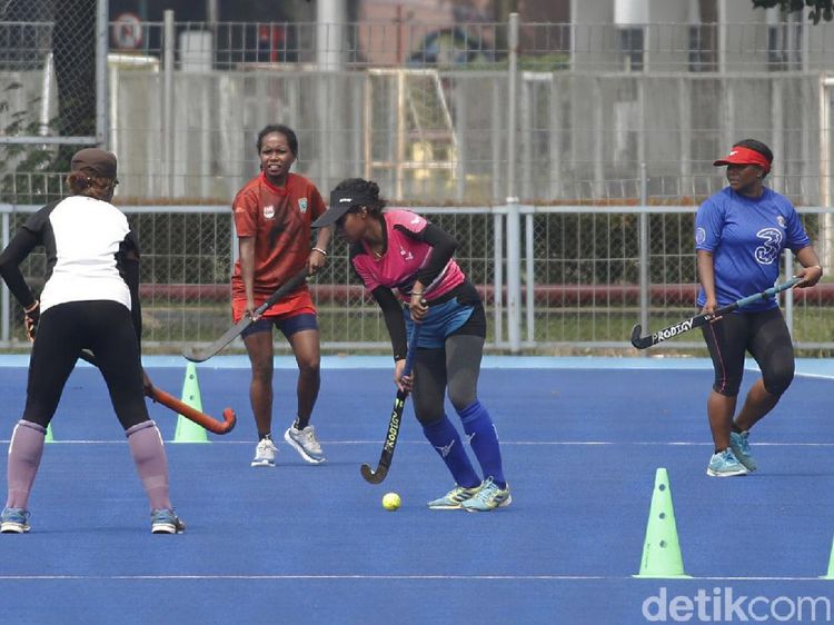 Sempat Sepi, Lapangan Hoki Senayan Kini Ramai Atlet Lagi