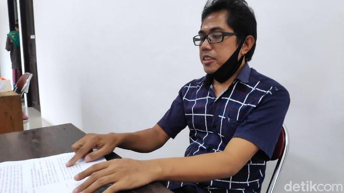Seorang pria A. Sulaiman mengirim surat ke pemerintah hendak membuat aliran kepercayaan (Bakrie/detikcom).