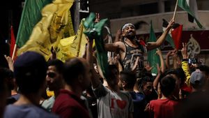 Sorak-sorai Warga Gaza Sambut Gencatan Senjata Hamas-Israel