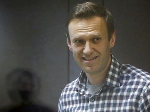 Inggris: Rusia Bunuh Pemimpin Oposisi Navalny Pakai Racun Katak Super Langka