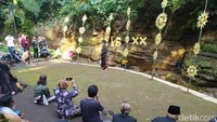 Sekalipun sekarang berada di tengah pandemi Covid-19, Festival Lima Gunung dilangsungkan secara sederhana dan terbatas. (Eko Susanto/detikcom)