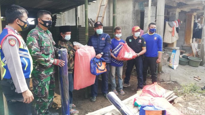 gempa blitar