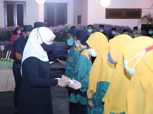 Video Acara Ultah Disebut Berkerumun, Berikut Klarifikasi Gubernur Khofifah