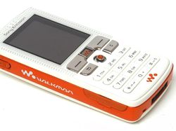 Deretan HP Jadul yang Beken Pada Masanya, Pernah Pakai Mana?