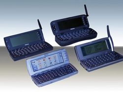 Deretan HP Jadul yang Beken Pada Masanya, Pernah Pakai Mana?