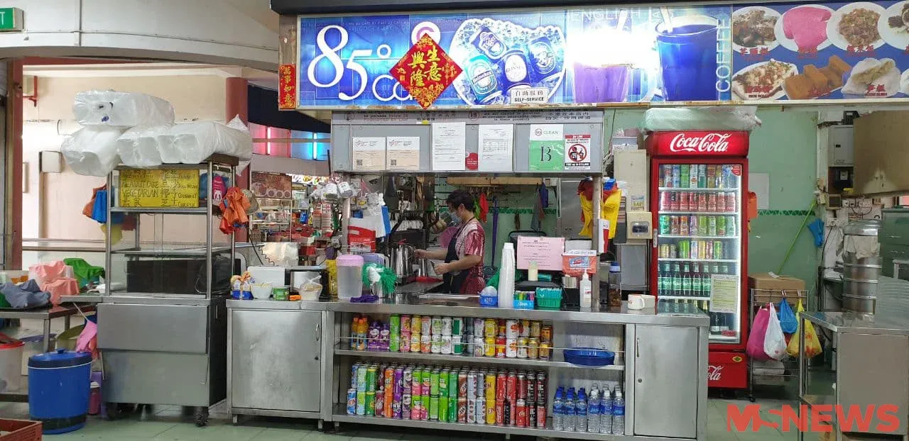 Kedai Kopi Ini Sajikan Kopi dalam Kaleng Era 50-an yang Legendaris