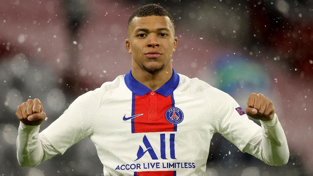 Real Madrid bisa mendatangkan Kylian Mbappe asal... (Foto: Getty Images/Alexander Hassenstein)