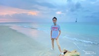 Terhipnotis senja di Pantai Senggigi