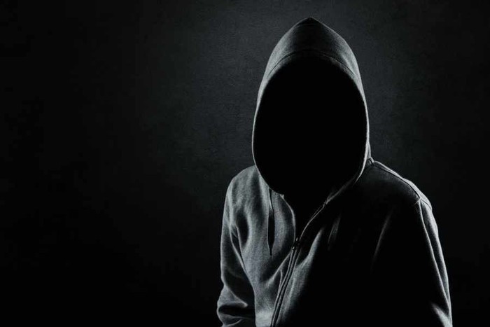 Ngeri! Pria Ini Temukan Orang Asing Makan di Dapurnya dan Meninggal di Sana