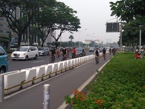 Duh! Masih Ada Pesepeda di Sudirman-Thamrin Keluar Jalur Gowes Pagi Ini
