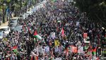 Ribuan Warga Tumpah Ruah Dalam Aksi Bela Palestina di Bandung