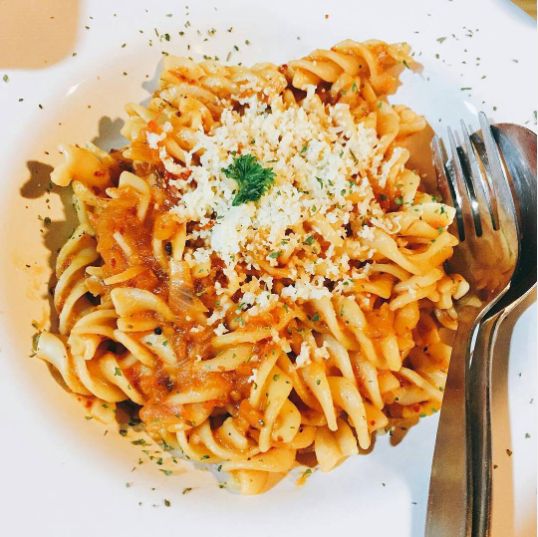 Tempat makan murah yang cocok untuk tanggal tua