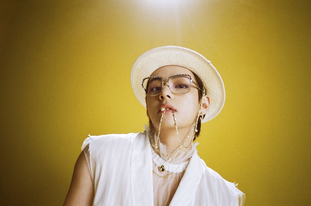 V BTS