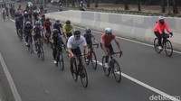 Kepala Dinas Perhubungan DKI Jakarta Syafrin Liputo mengatakan penerapan uji coba kali ini demi memisahkan lintasan road bikers dengan pesepeda lainnya. Hal ini, sebutnya, perlu dilakukan mengingat road bikers melaju dengan kecepatan tinggi.