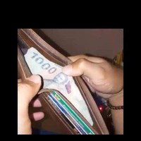 Masih mending ada isinya daripada nggak ada sama sekali. Walaupun isinya dipakai buat bayar parkir saja masih kurang. Foto: Instagram/@recehtapiviral