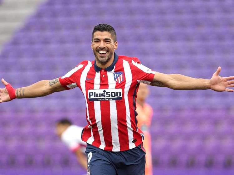 Luis Suarez dan 6 Pengkhianat yang Sukses di Sepakbola