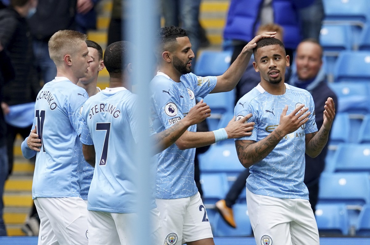 Bersih-bersih Manchester City (Dave Thompson/AP/Pool)
