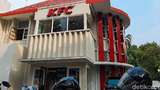 Penasaran Berapa Harta Kekayaan Bos KFC Indonesia? Intip di Sini